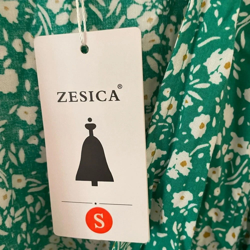 Zessica NWT Floral Wrap Dress - Picture 6 of 7